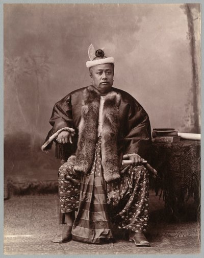 Birmanischer Richter, späte 19. Jahrhundert von English Photographer